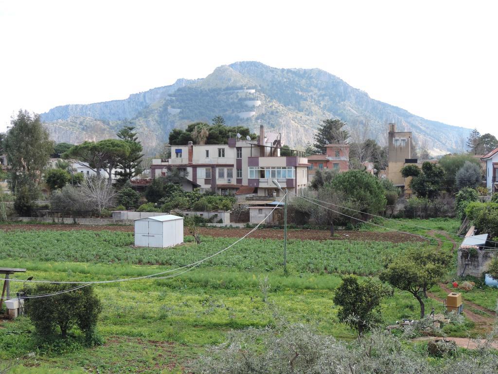 Bed And Breakfast Il Girasole Mondello Exterior photo