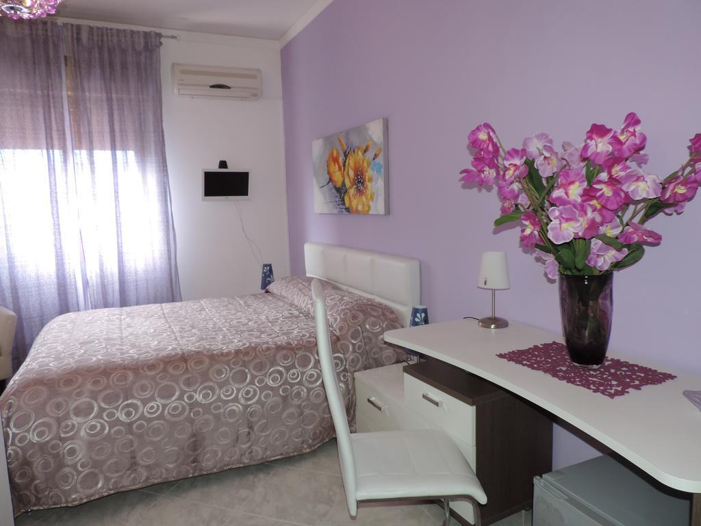 Bed And Breakfast Il Girasole Mondello Exterior photo